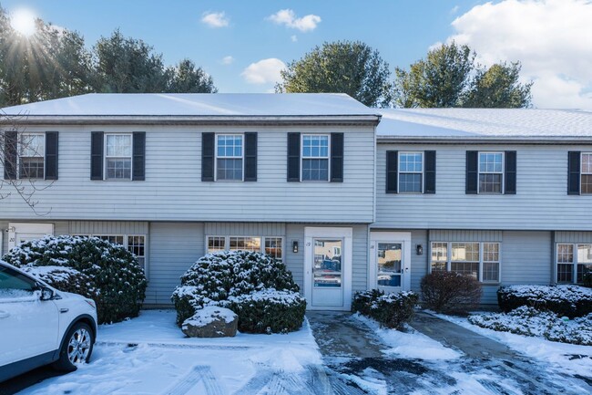 Photo - 19 Brantwood Dr Condo