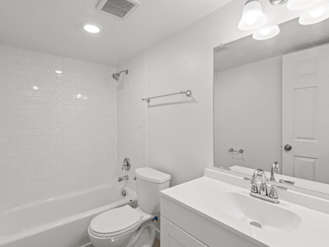 Photo - 915 E 1300 S Unidad 3