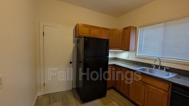 Photo - 1438 Alcatraz Ave Unit 1436