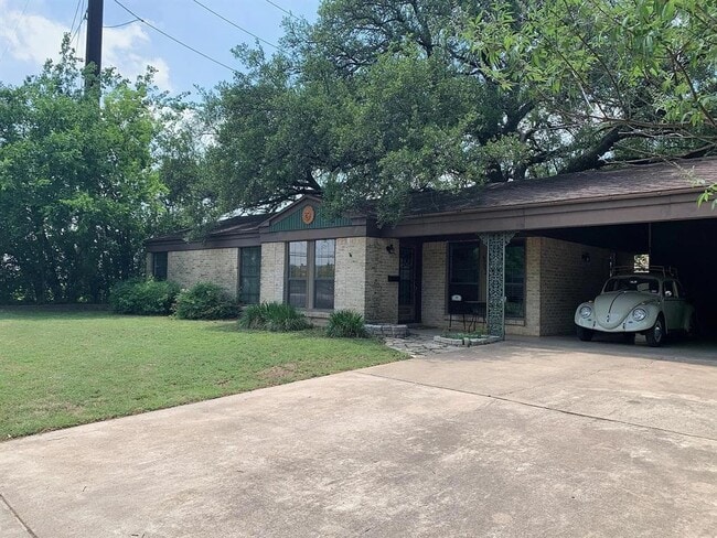 Photo - 5702 Fairlane Dr