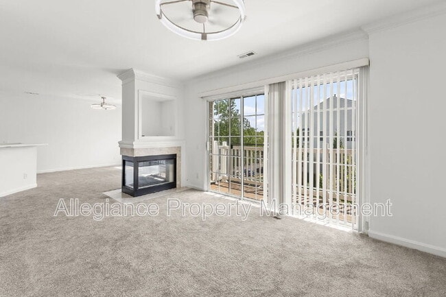 Photo - 45490 Whistling Terrace