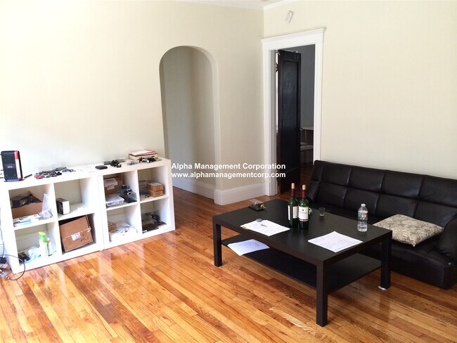 Photo - 349 Pleasant St Unit B3-2