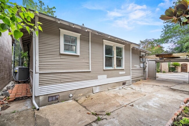 Photo - 304 Bomar St