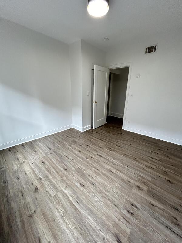 Photo - 6018 S St Lawrence Ave