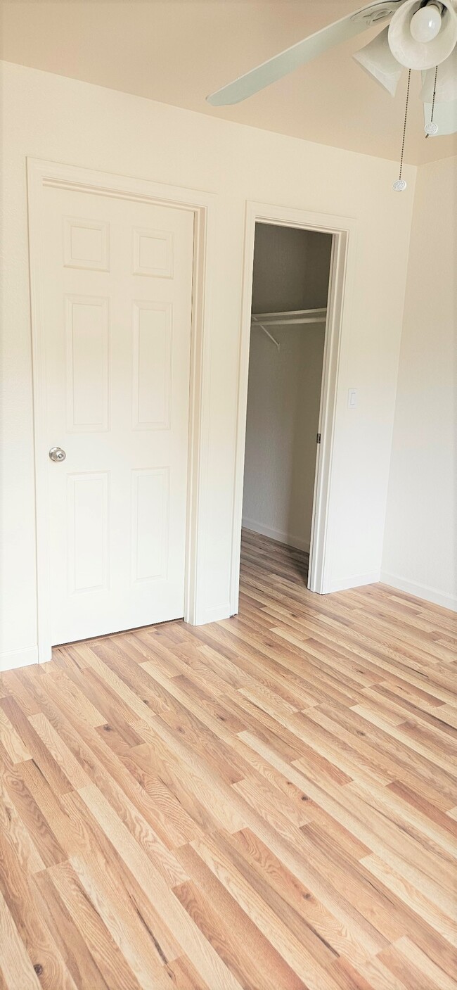 Photo - 1829 Cherokee Dr Unit 4