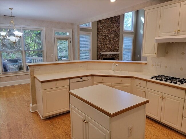 Photo - 4800 Natchez Trace Ct