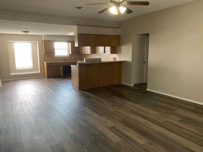 Photo - Rare Find!! 3 Bedroom, 2 Bath Home in Lore...