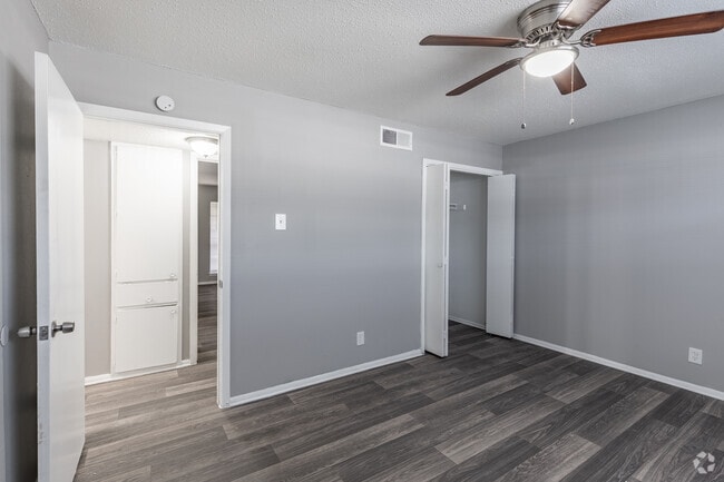 1HAB, 1BA - 598 ft² - Sola