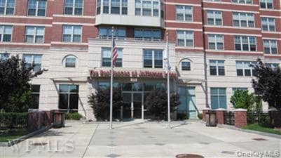 Building Photo - 300 Mamaroneck Ave Unit 134
