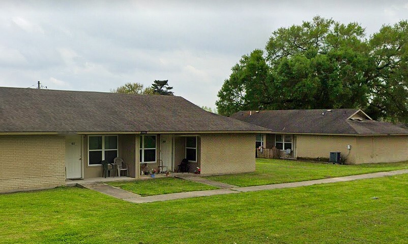 Photo - 5952 Street B St