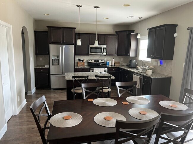 Kitchen and Dining - 4035 Pleasantburg Dr