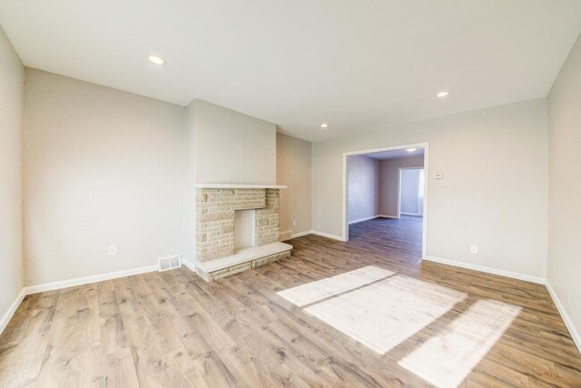 Photo - Stunning 3 bedroom home in Brookline available July 1!