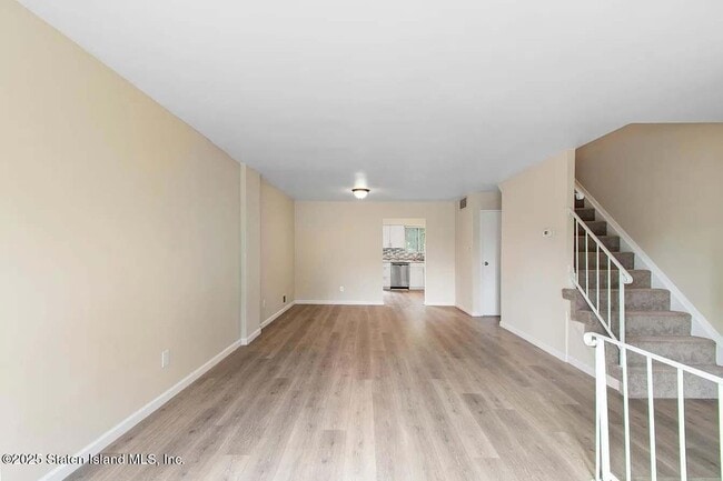 Photo - 1630 Forest Hill Rd