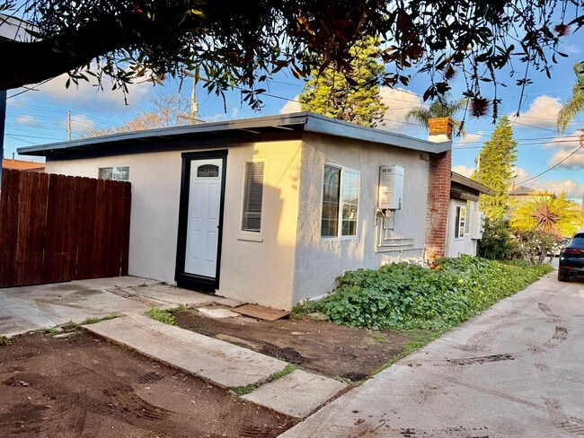 Photo - 118 Cedar Ave Unidad 118