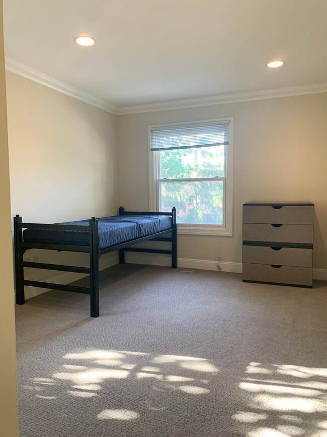 Photo - 1327 Geddes Ave