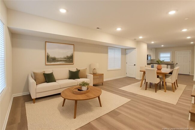 Photo - 1511 Fort Bragg Rd