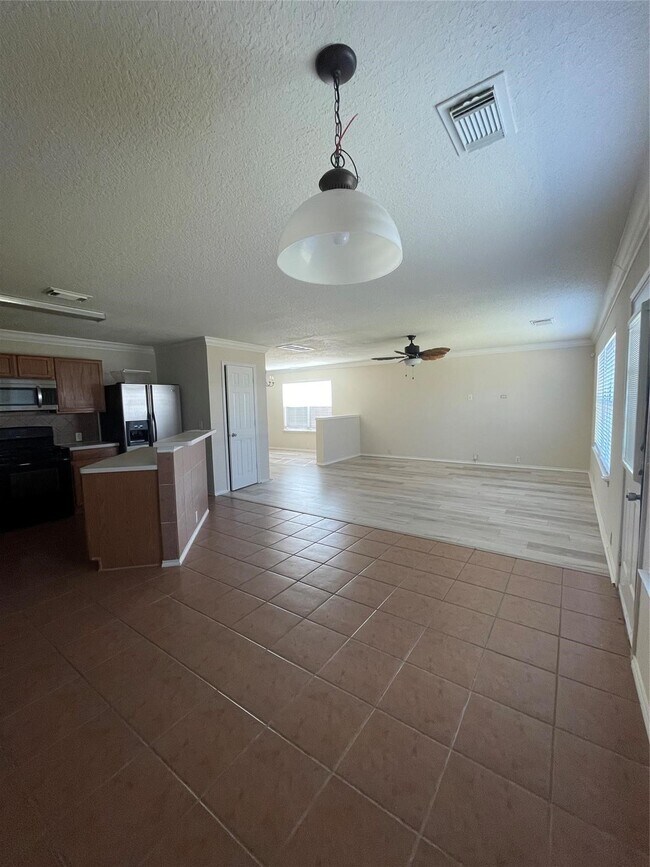 10506 Sugar Trace Dr
