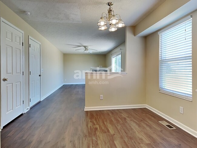 Photo - 315 Keswick Dr