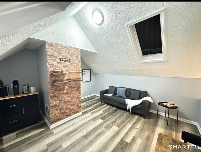 Photo - 21 Pond Lily Ave Unit 3