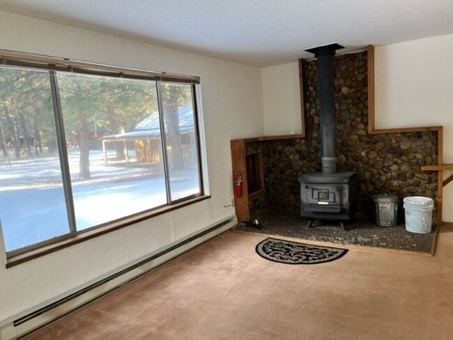 Photo - Cozy 3-Bedroom in Beautiful Tollgate!