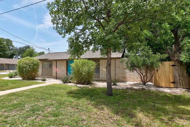 Photo - 8600 Hathaway Dr