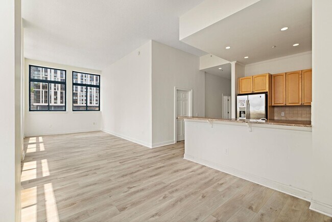 Photo - 311 Washington St Unit 2D