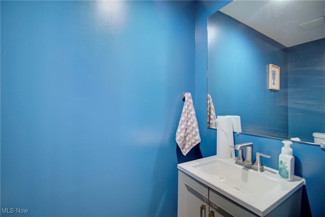 Photo - 2494 W 7th St