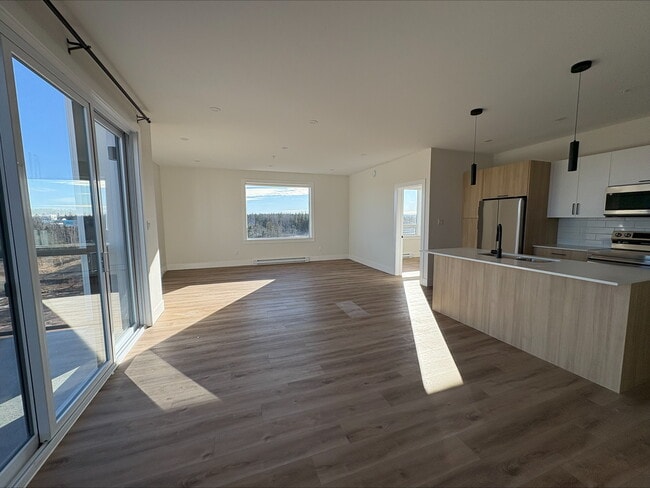 Photo - 1035 Melanson Rd Unit 602