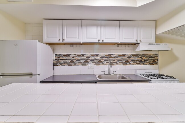 Photo - 821 North Carolina Ave SE