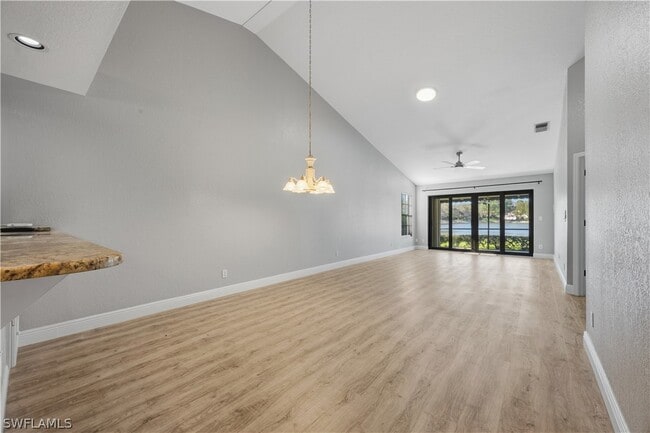 Building Photo - 6654 Tannin Ln Unit B
