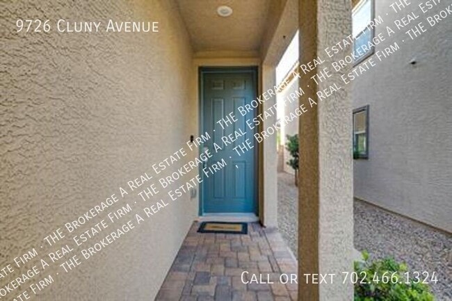 Photo - 9726 Cluny Ave