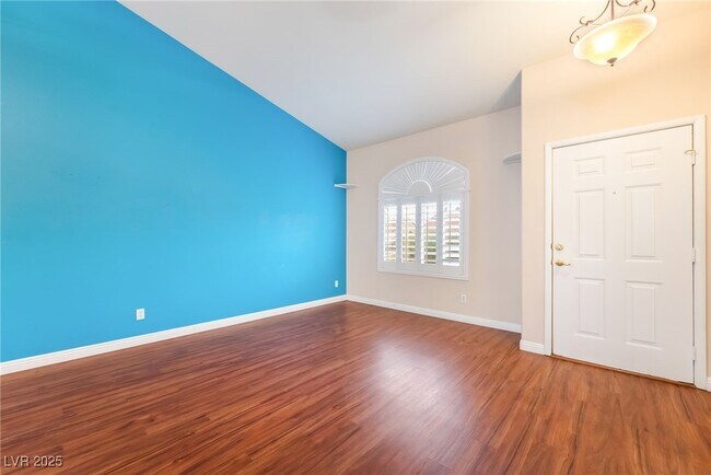 Photo - 812 Seco Verde Ave