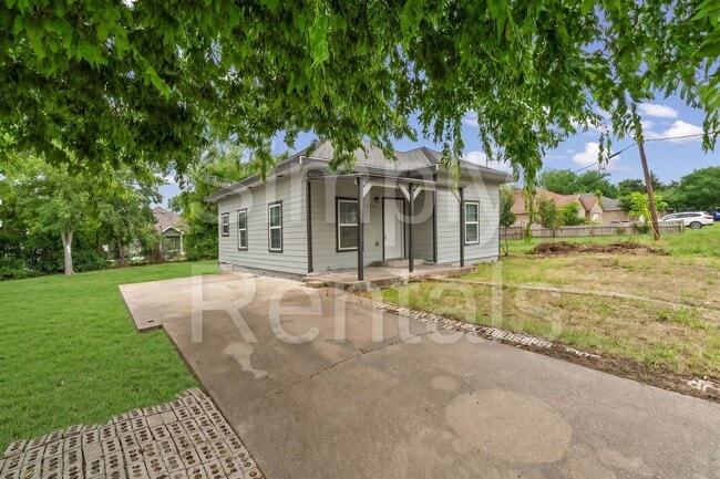 Photo - 4214 Johnson St