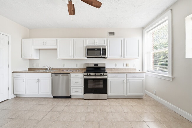 4916 Robert Ave Unit 4918