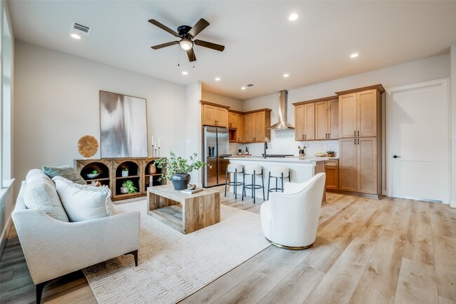Building Photo - 6514 Old Olive Tree Dr