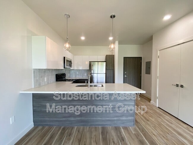 Building Photo - 1683 Midtown Pl