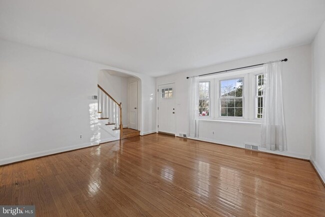 Photo - 132 Overbrook Rd