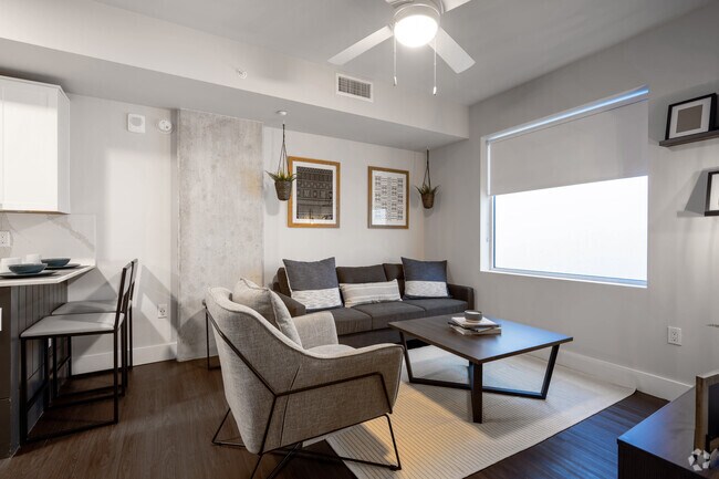 2BR, 2BA - 845SF - Villas on Rio