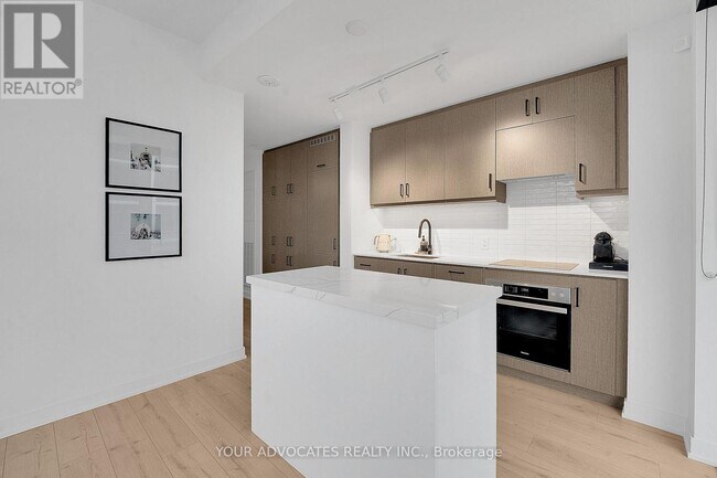 Photo - 9 Tecumseth St. Unit 902