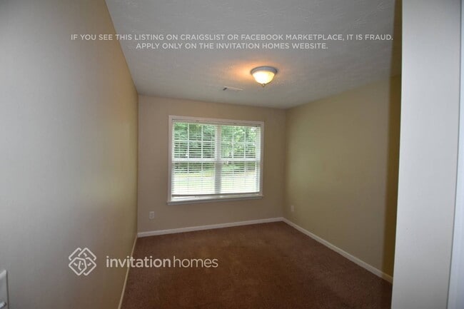 Photo - 2327 Pierce Way