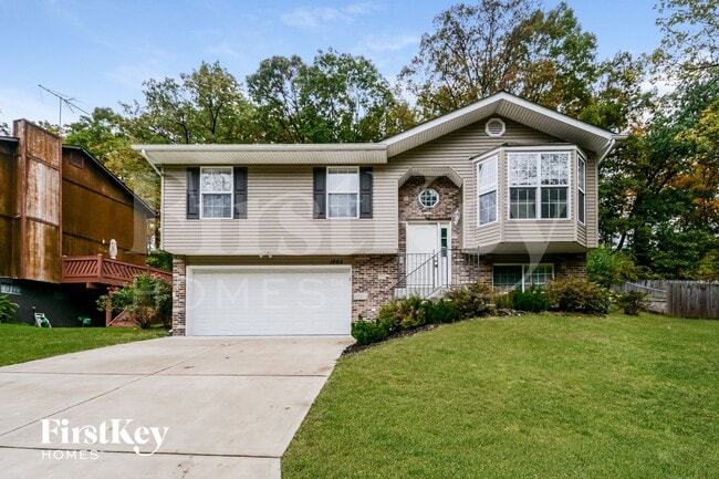 Building Photo - 1965 White Haven Dr