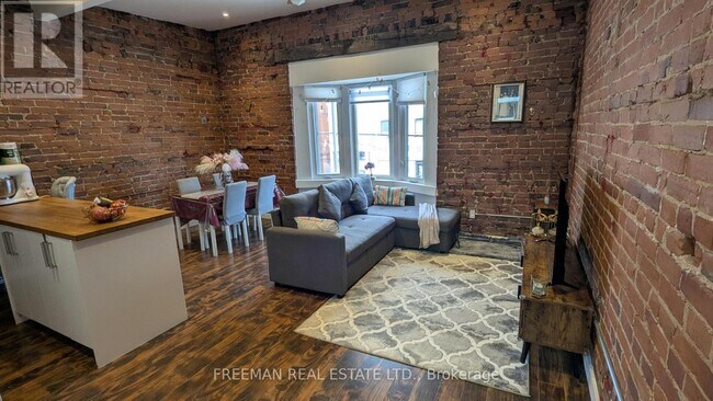 Photo - 1190 Weston Rd