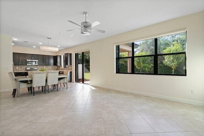 Photo - 5643 Sandbirch Wy