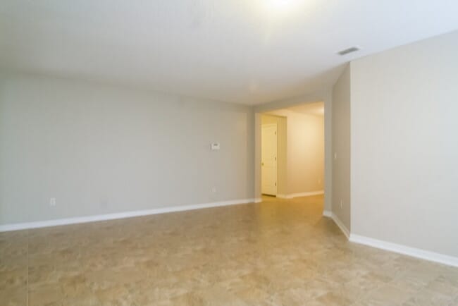 Photo - 645 Maya Susan Loop