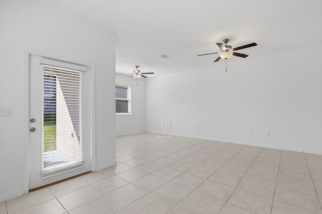 Photo - 14373 Easy Goer St