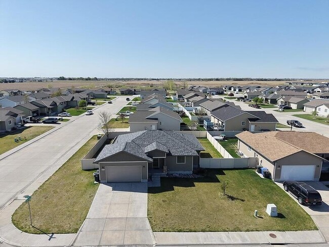 Photo - 4225 Yarrow Dr