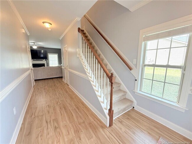 Photo - 418 Century Dr