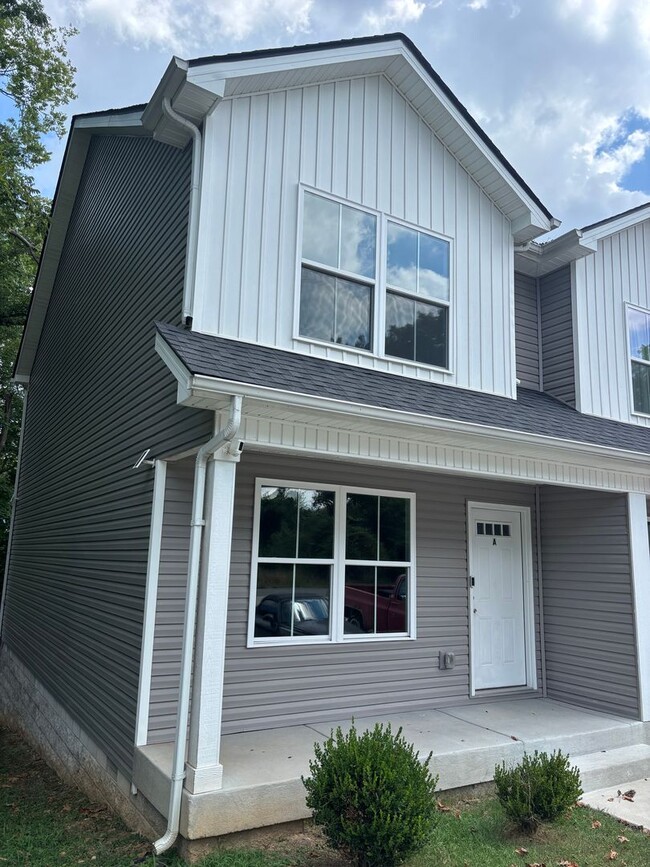 Photo - Now Available for Rent – Beautiful New Tow...