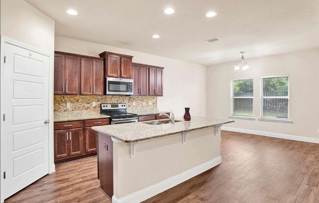Photo - 1900 Sperling Dr