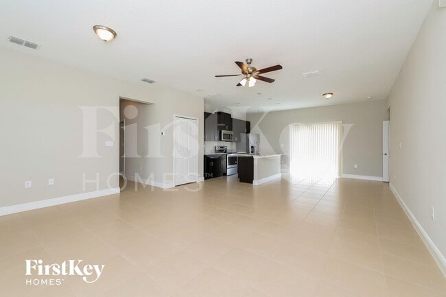 Photo - 650 Hudson Valley Dr